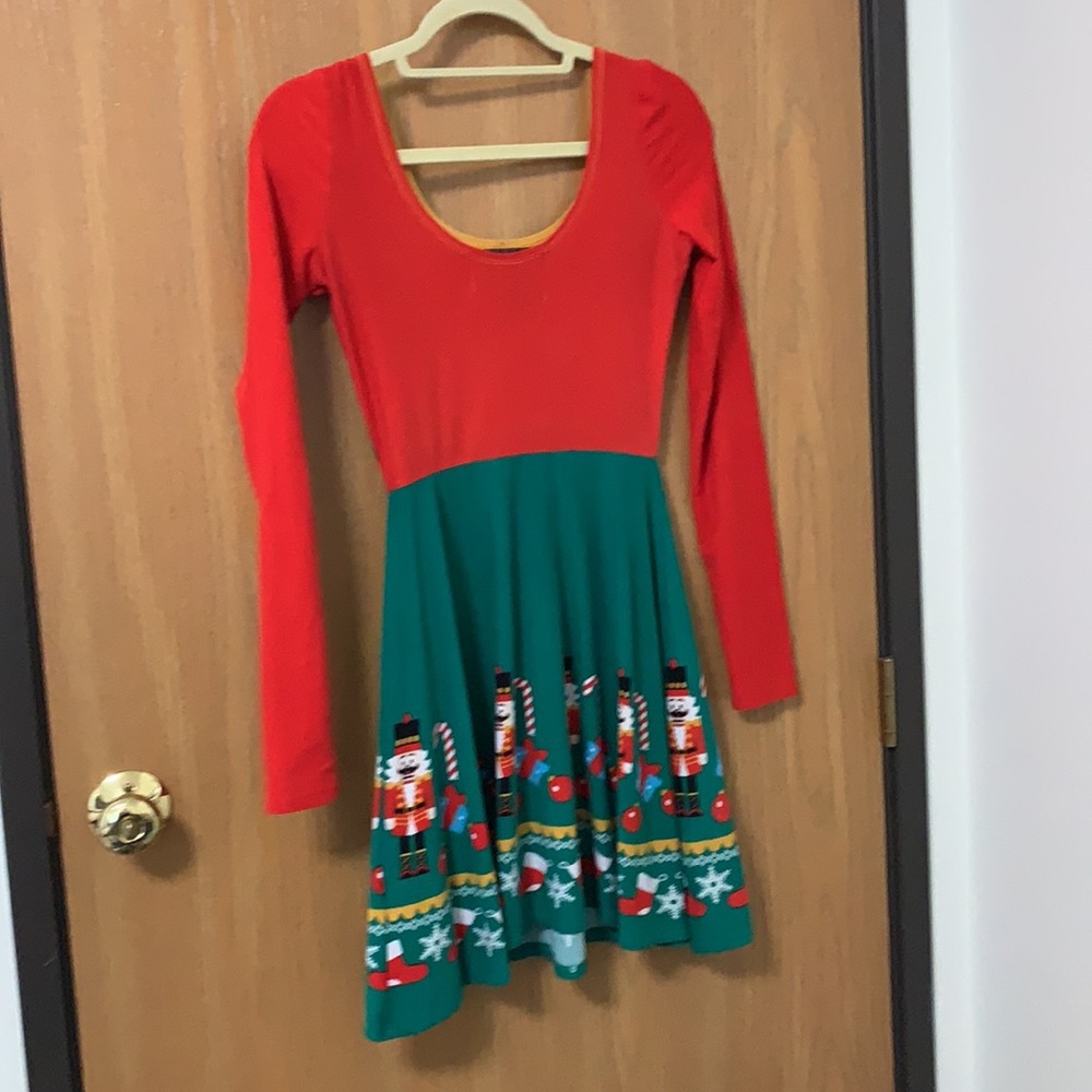 Dress - Picture 2 of 2